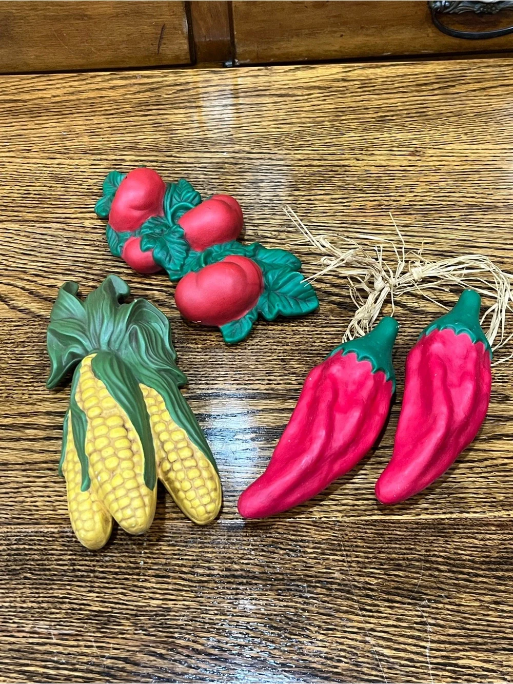 🌽🌶️🍎 Vintage Chalkware Fruit & Vegetable Wall Decor – Set of 3 Kitschy Whimsical